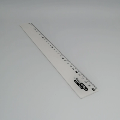 image of Règle en plastique 30 cm